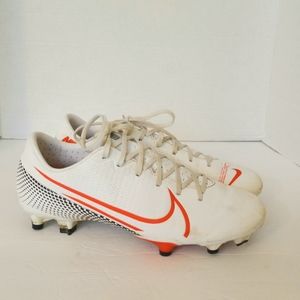 Nike mercurial soccer football Athletic shoes size 5.5